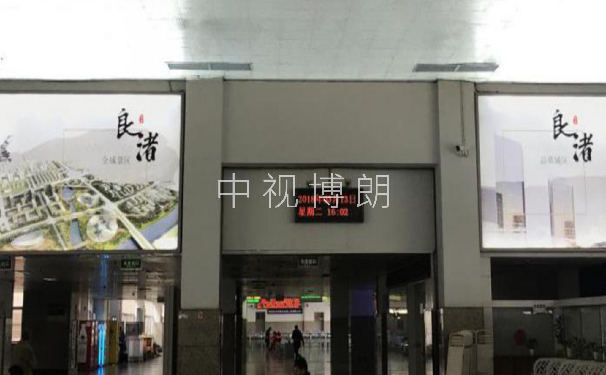 杭州站-第八候车室入口楣头灯箱