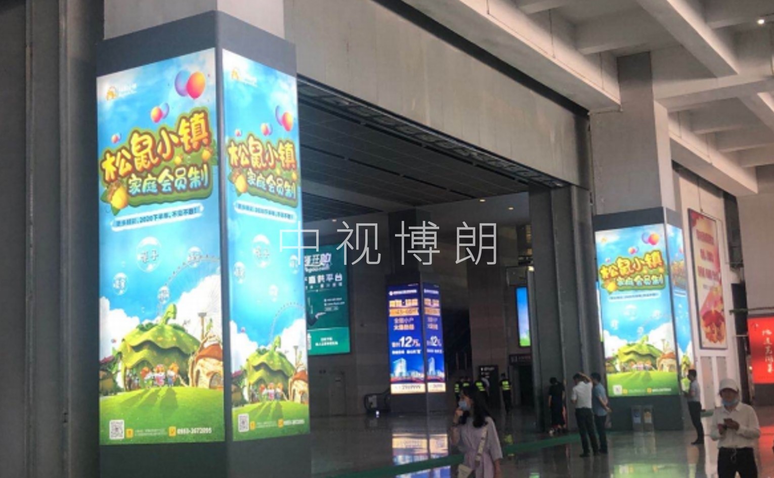 芜湖站广告-东广场换乘大厅大立柱灯箱套装